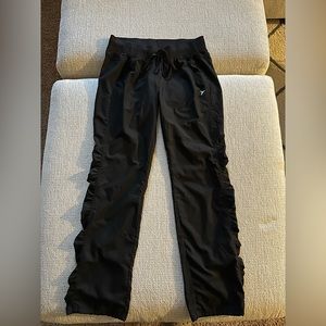 Old navy athletic pants